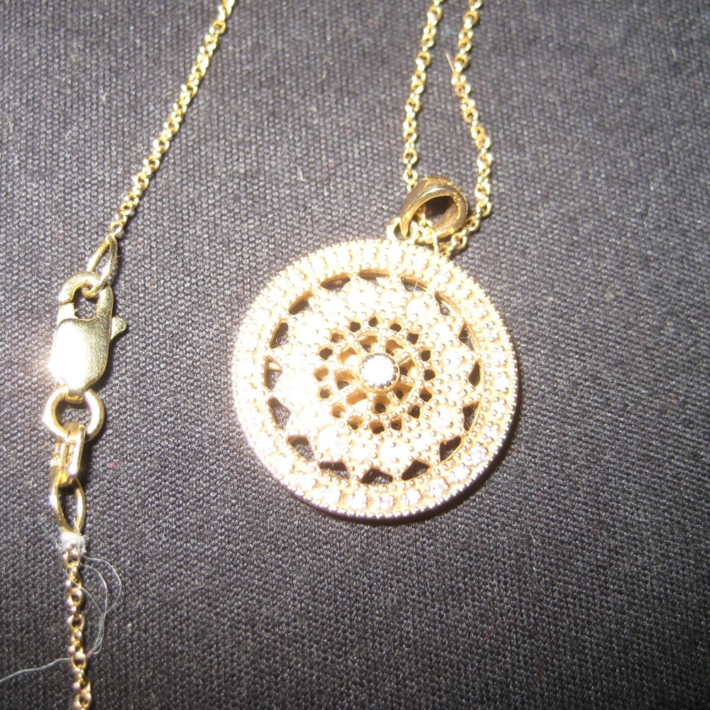 14 K Gold Necklace with small diamond